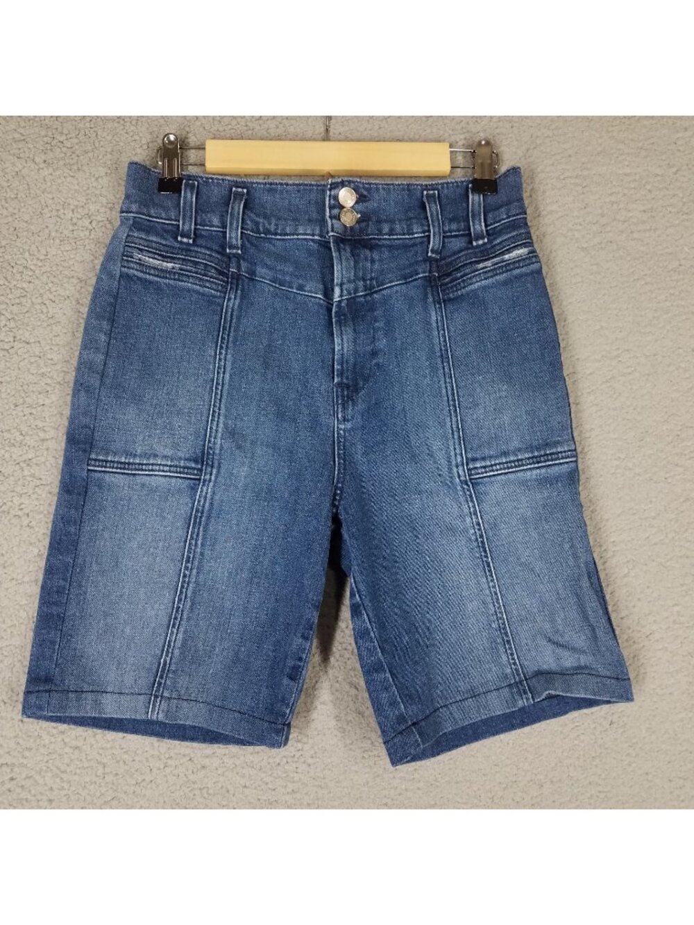 Hudson Jean Shorts Women's 30 Denim Bermuda Organic Stretch 7.5" Casual Travel